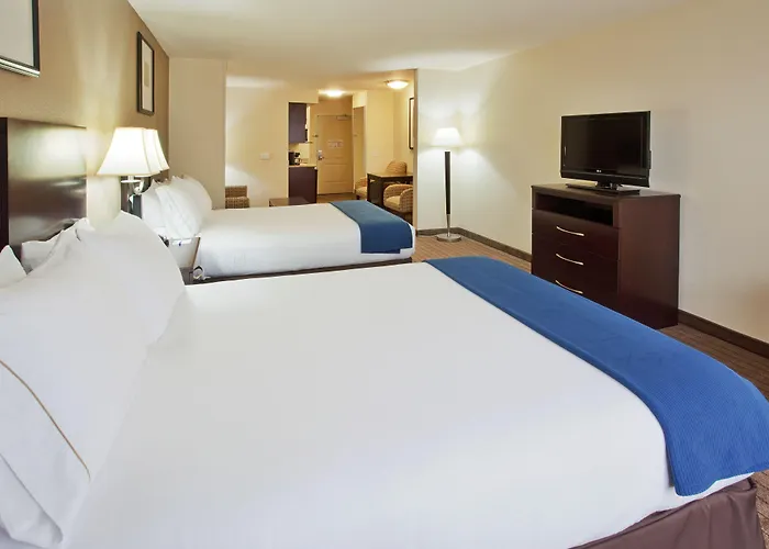 Holiday Inn Express & Suites Merced - Yosemite Natl Pk Area By Ihg